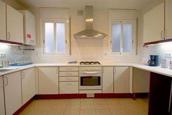 Claris Appartement *